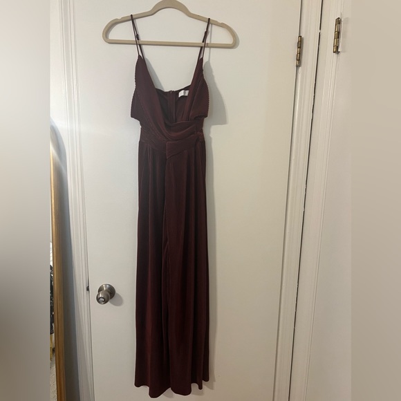 ASTR Burgundy Cut Out Jumpsuit || Size Small - Picture 5 of 6